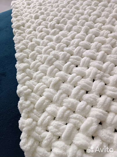 Плед из ализе пуффи