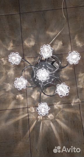 Люстра потолочная