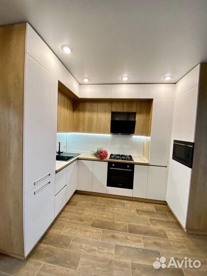 Кухня под потолок из мдф на заказ