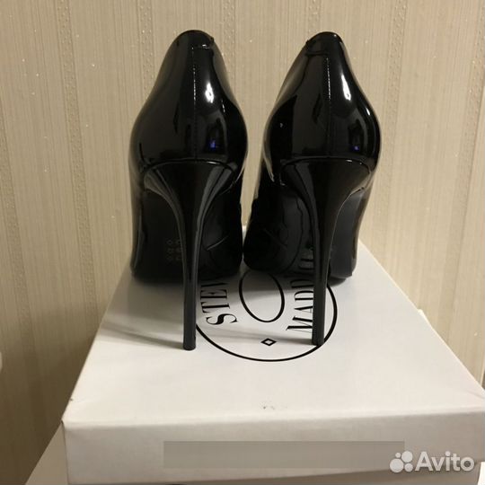 Новые лаковые туфли Steve Madden