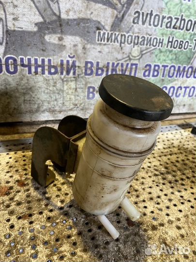 Бачок гур Great Wall Hover H3