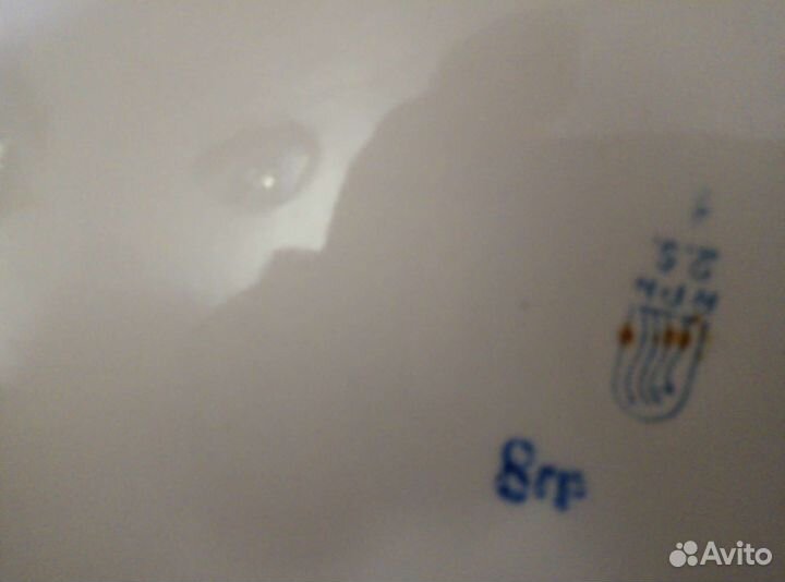 Часть из набора столовой посуды