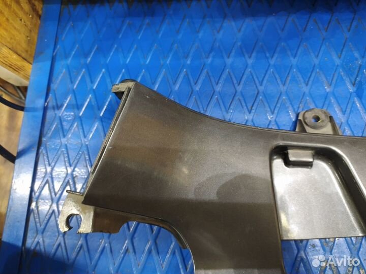 Пластик боковой правый Honda PC800 PC 800 Pacific