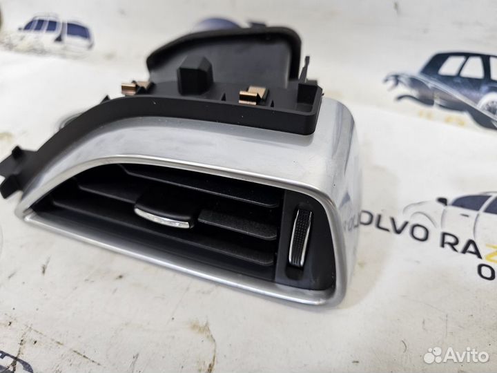 Дефлектор салона воздушный Jaguar XE I X760 F-pace