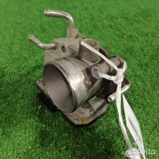 Дроссельная заслонка