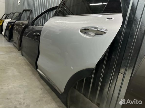 Дверь задняя Kia Sorento Prime левая