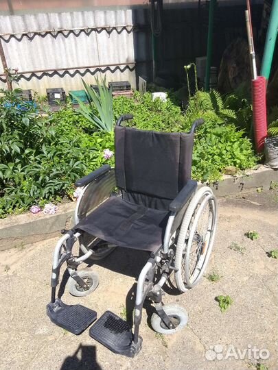 Инвалидная коляска