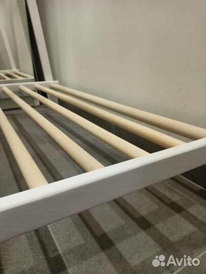 Напольные вешалки для одежды новые