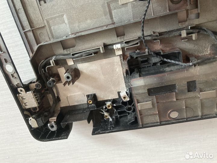 Lenovo z580 поддон корпуса в сборе