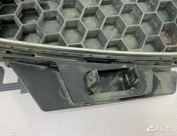 Решетка в бампер передняя Peugeot 206 хэтчбек TU3A