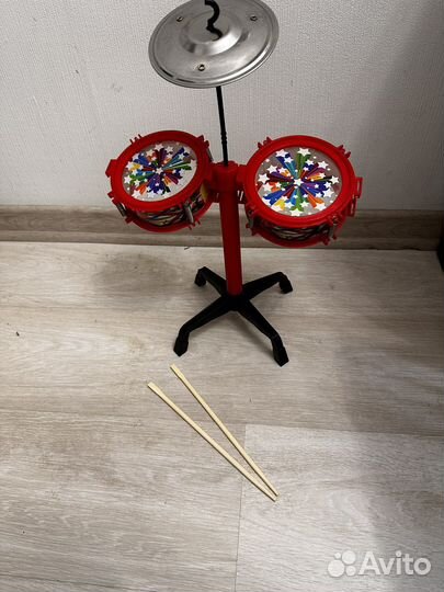 Игрушечный барабан