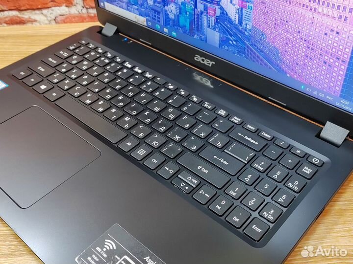 Тонкий Acer Core i5 6300U/12Gb/SSD/15.6