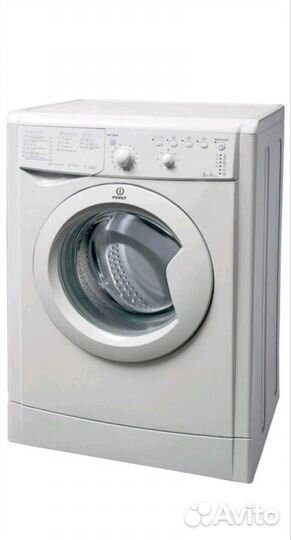 Новая стиральная машина indesit 5кг