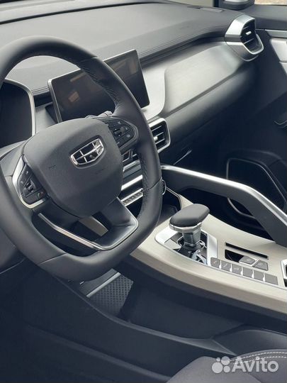 Аренда джили кулрей 2024 под такси комфорт