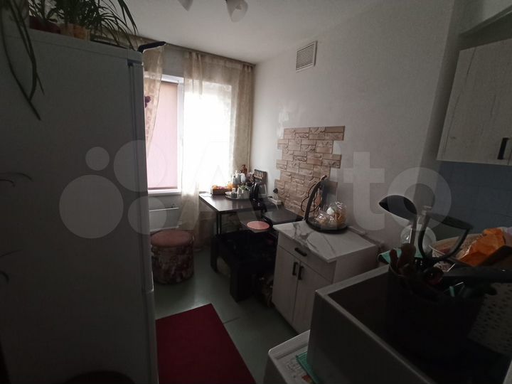 Комната 11 м² в 2-к., 8/9 эт.