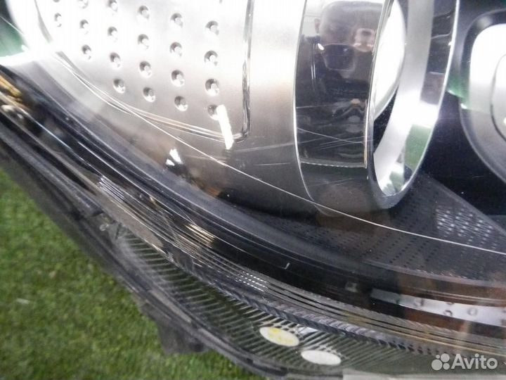 Фара правая Kia Sportage