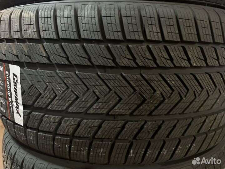 Gripmax SureGrip Pro Winter 255/40 R21 и 285/35 R21 105V