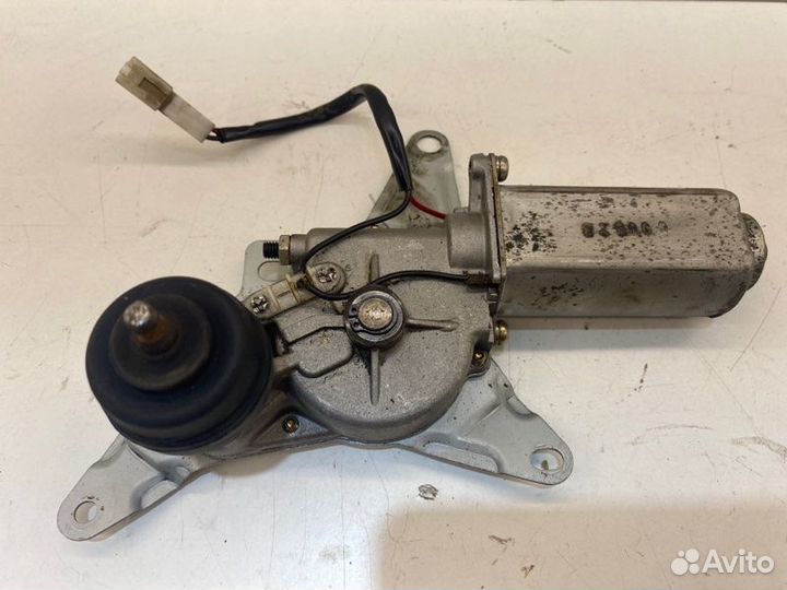 Мотор дворников задний Kia Shuma лифтбек 1.5 2000