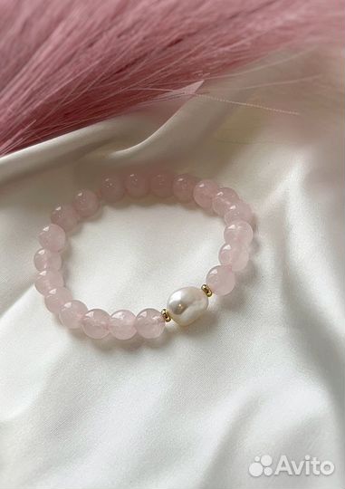 Браслет из розового кварца и жемчуга
