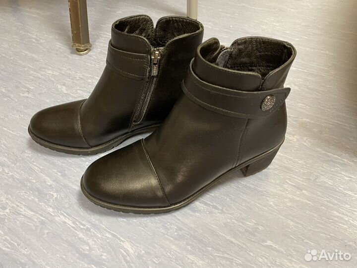 Ботинки женские 36 размер