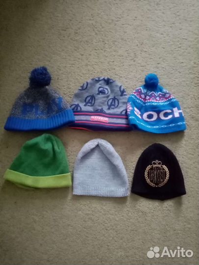 Женские панамы, береты, шапки