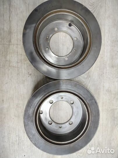 Диск тормозной задний Mitsubishi Lancer 9 CS5W