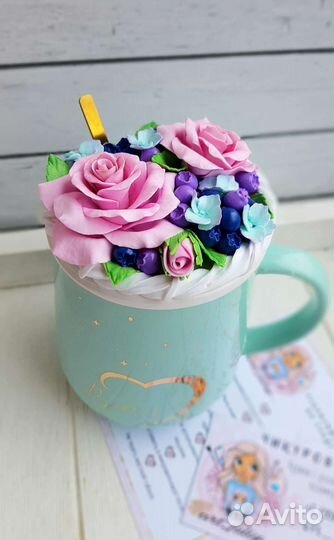 Кружка с цветочным декором