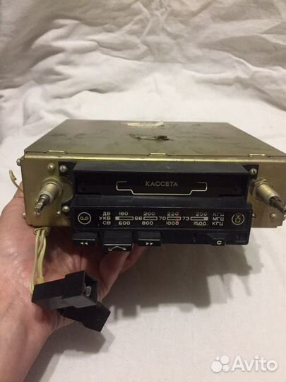 Автомагнитола советская кассетная