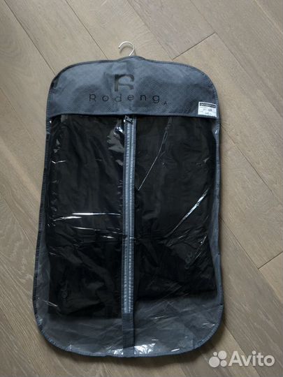 Новый школьный костюм тройка Rodeng чёрный