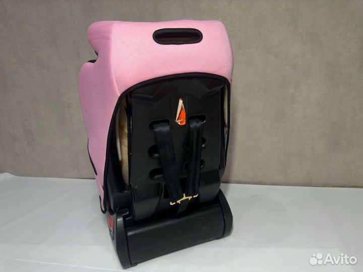 Автомобильное кресло от 0 до 25 Stiony