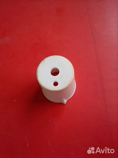 Стакан с носиком 100 мл фторопласт, с отверстиями