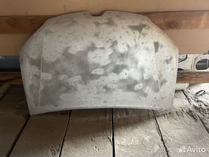 Капот renault sandero 2