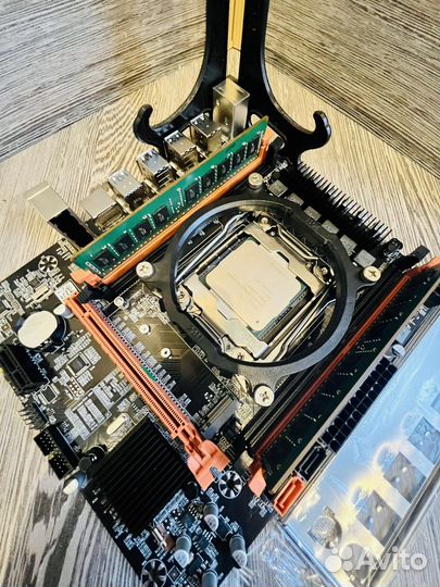 Комплект x99 2011v3 Xeon E5 2630v3 16gb DDR4