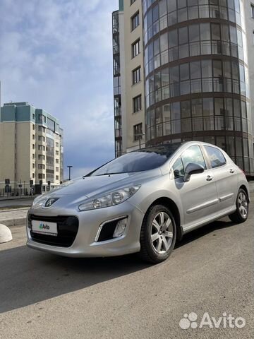 Peugeot 308 1.6 AT, 2012, 133 177 км