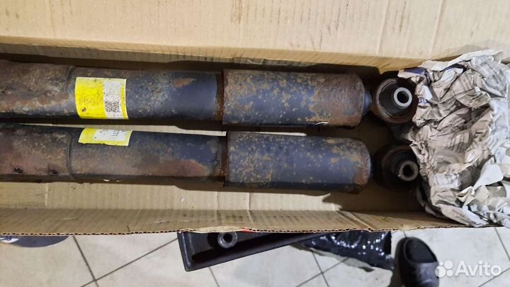Амортизаторы toyota rav 4 3 поколение 2012г