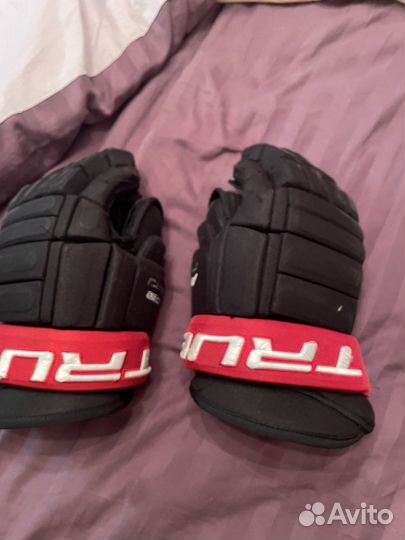 Краги хоккейные