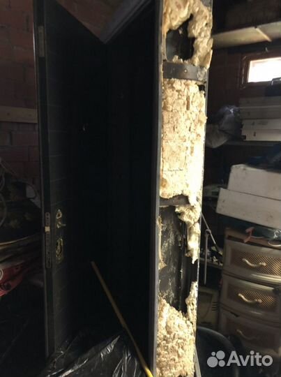 Дверь входная для дома