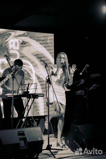 Уроки вокала в студии и online