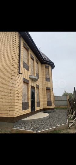 Дом 190,8 м² на участке 7 сот.