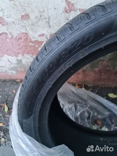 Pirelli Scorpion Winter 255/45 R20 и 285/40 R20 105V