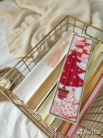 Книжная закладка Ёлки