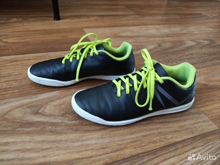 Футзалки 32 р