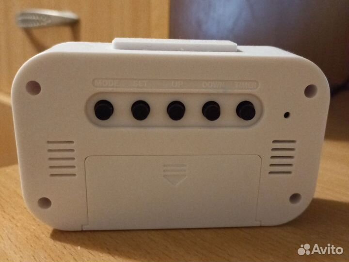 Часы электронные