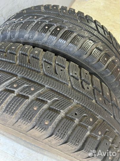 Kumho I'Zen KW22 215/65 R16