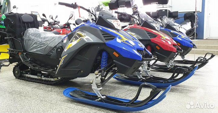 Снегоход Stels Капитан 150 витрина