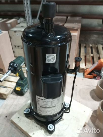 Компрессор Hitachi E705DHD-72D2YG