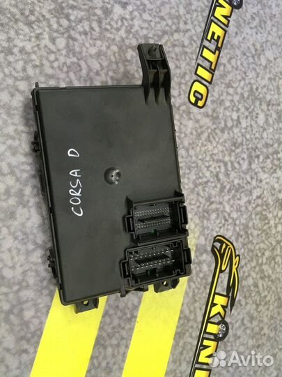 Блок предохранителей салонный Опель Корса Д