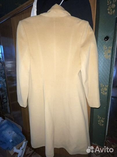 Пальто женское 52 р демисезонное шерстяное