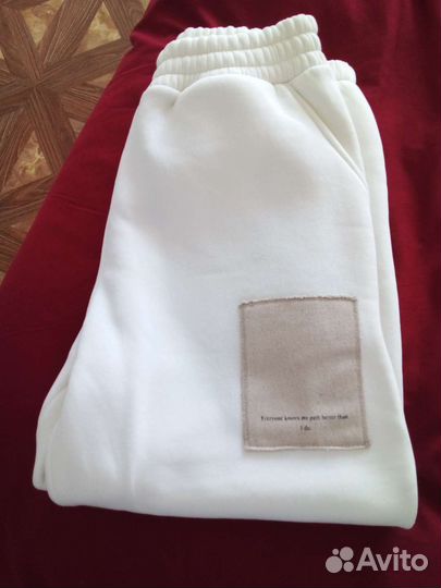 Спортивный костюм новый