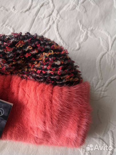 Шапка зимняя меховая женская